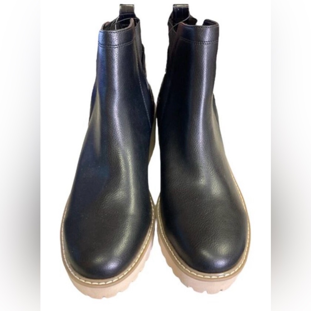 Dolce Vita Ankle Chelsea Rancher Boots Black with Tan Sole - Picture 4 of 6
